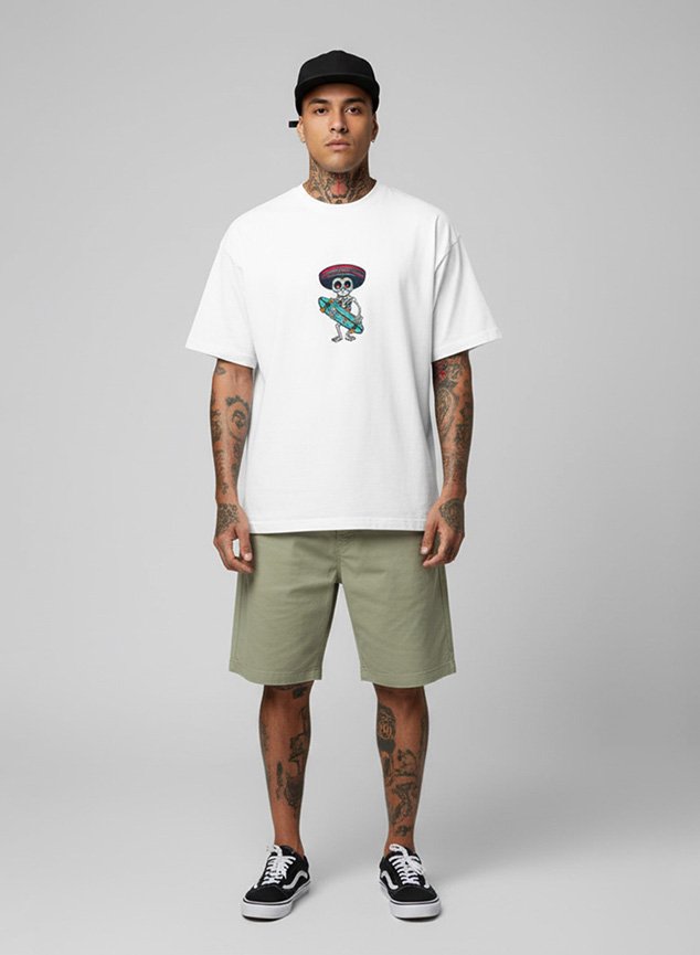 Camiseta Oversized Masculina Branca WSS | Estilo Skull Skate