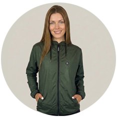 Corta Vento Feminino Verde Militar WSS Brasil Run Minimalist - Vista Frontal Atleta